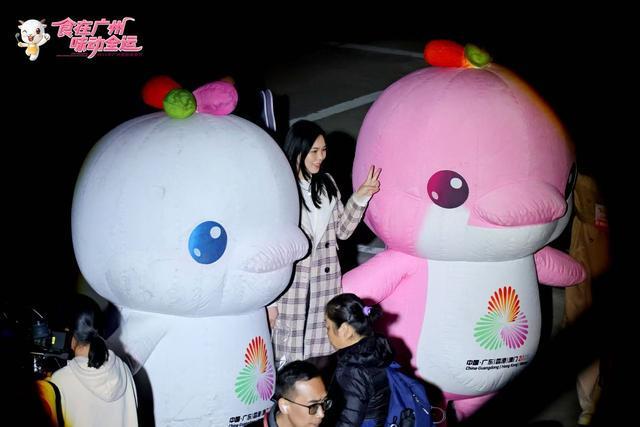 会使者都来了!2025年广州国际美食节启幕AG真人试玩平台沙涌鳌鱼、智能机器人、全运(图2) 会使者都来了!2025年广州国际美食节启幕AG真人试玩平台沙涌鳌鱼、智能机器人、全运(图2)